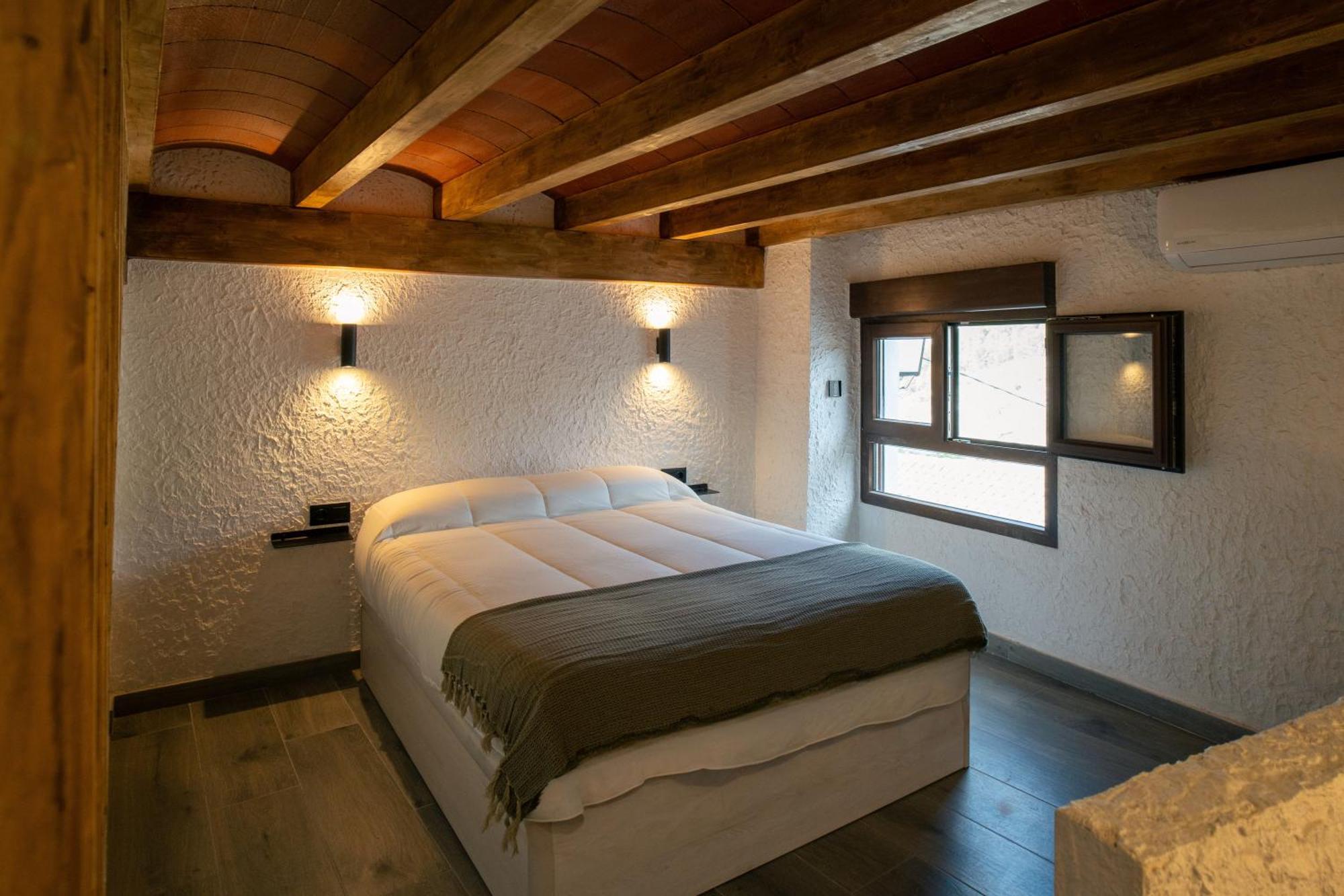 Alojamiento Domotizado Casa El Campanario Alcala del Jucar Exteriör bild